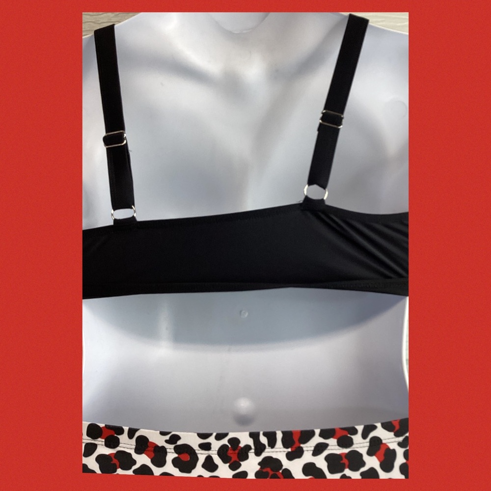 Leopard Print Women's Skirt - Picture 2 of 7